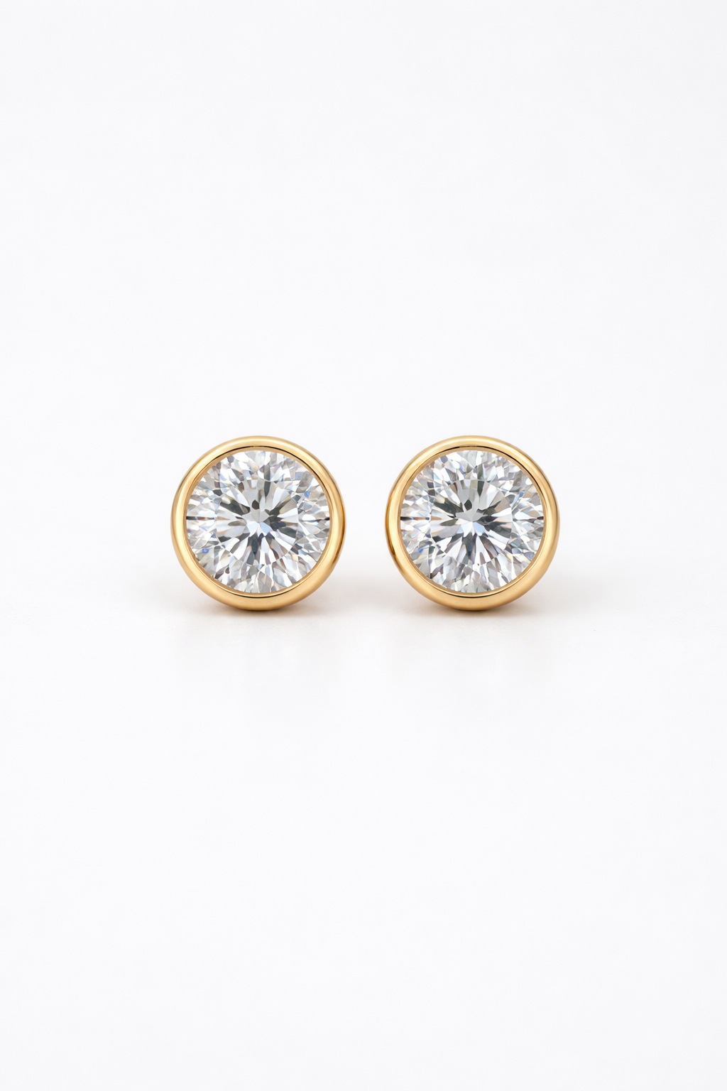 Doré Brilliant Studs